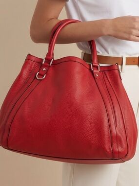 Authentic Gucci Vintage Abbey Tote Calfskin Leather Handbag/Shoulder Bag.
